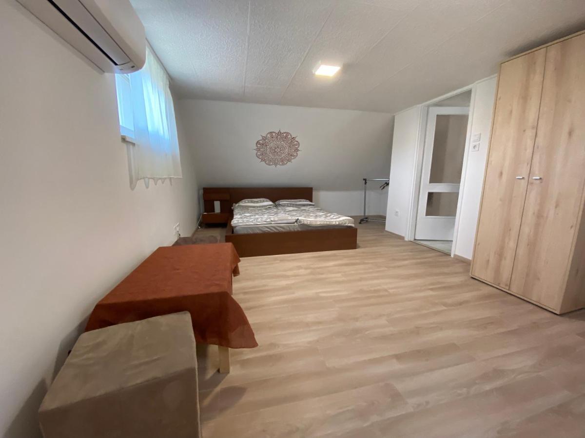 Andrea Apartman بالاتونفوريد المظهر الخارجي الصورة